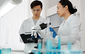 1月15日招商国证生物医药指数(LOF)A净值0.4493元，下跌0.47% 